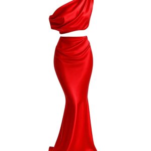 Стильный женский костюм для торжеств — топ и юбка