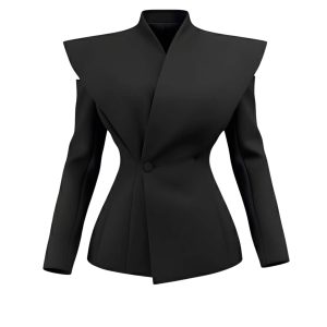 Приталенный жакет с геометрическими плечами